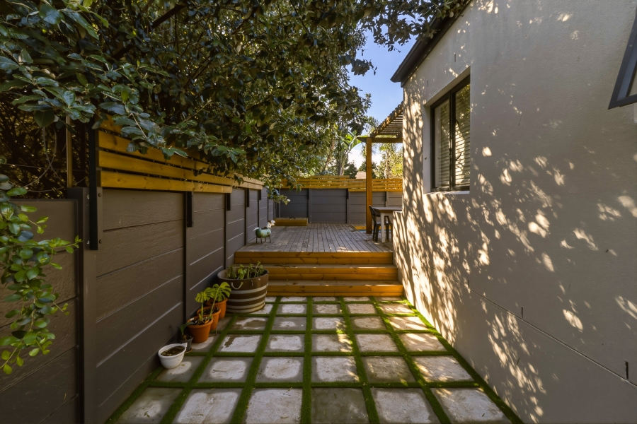 4 Bedroom Property for Sale in Somerset Ridge Western Cape
